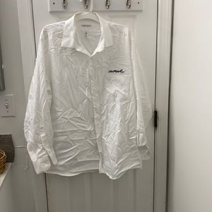 VanHeusen 17-17 1/2 34/35 Xlarge SeaRay boats button down white long sleeve